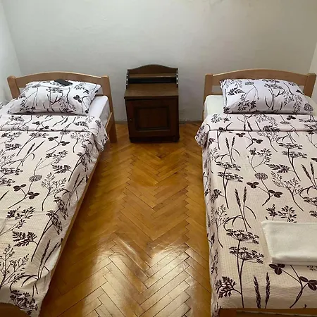 Apartman Tjentiste * Tjentiste